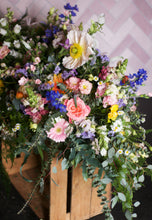 Casket spray