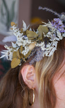 Dried flower crown