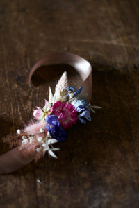 Dried wrist corsage